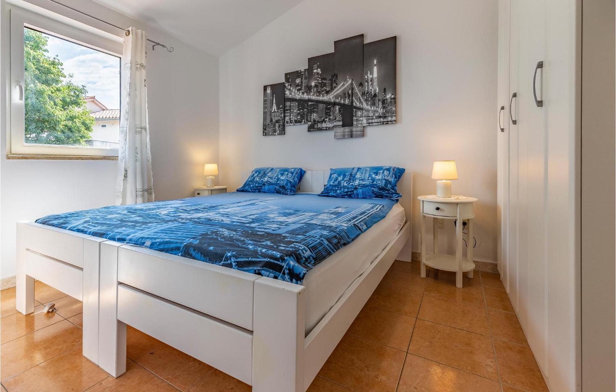 2 Bedroom Beautiful Apartment In Premantura Buitenkant foto